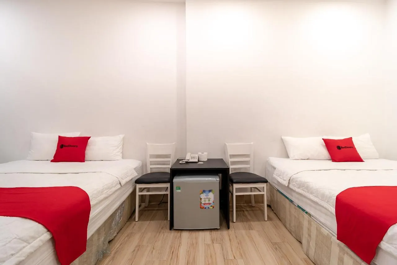 Hotel Reddoorz Plus Near Gia Dinh International Hospital 3 Ho Chi Minh City