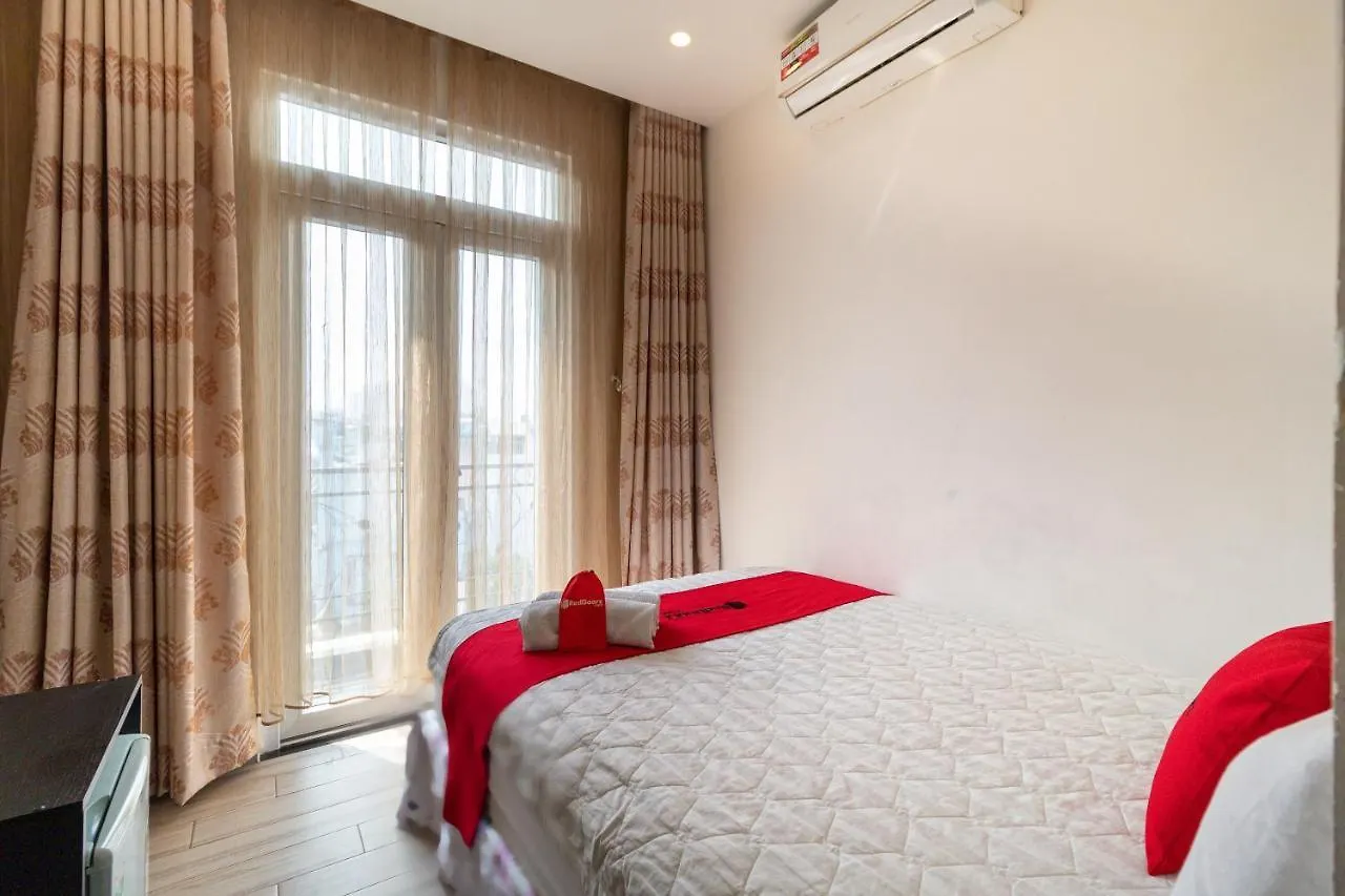 Hotel Reddoorz Plus Near Gia Dinh International Hospital 3 Ho Chi Minh City