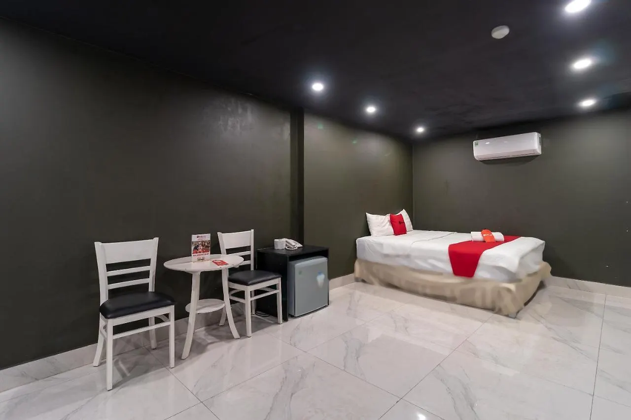 Reddoorz Plus Near Gia Dinh International Hospital 3 Ho Chi Minh City 2*,  Vietnam